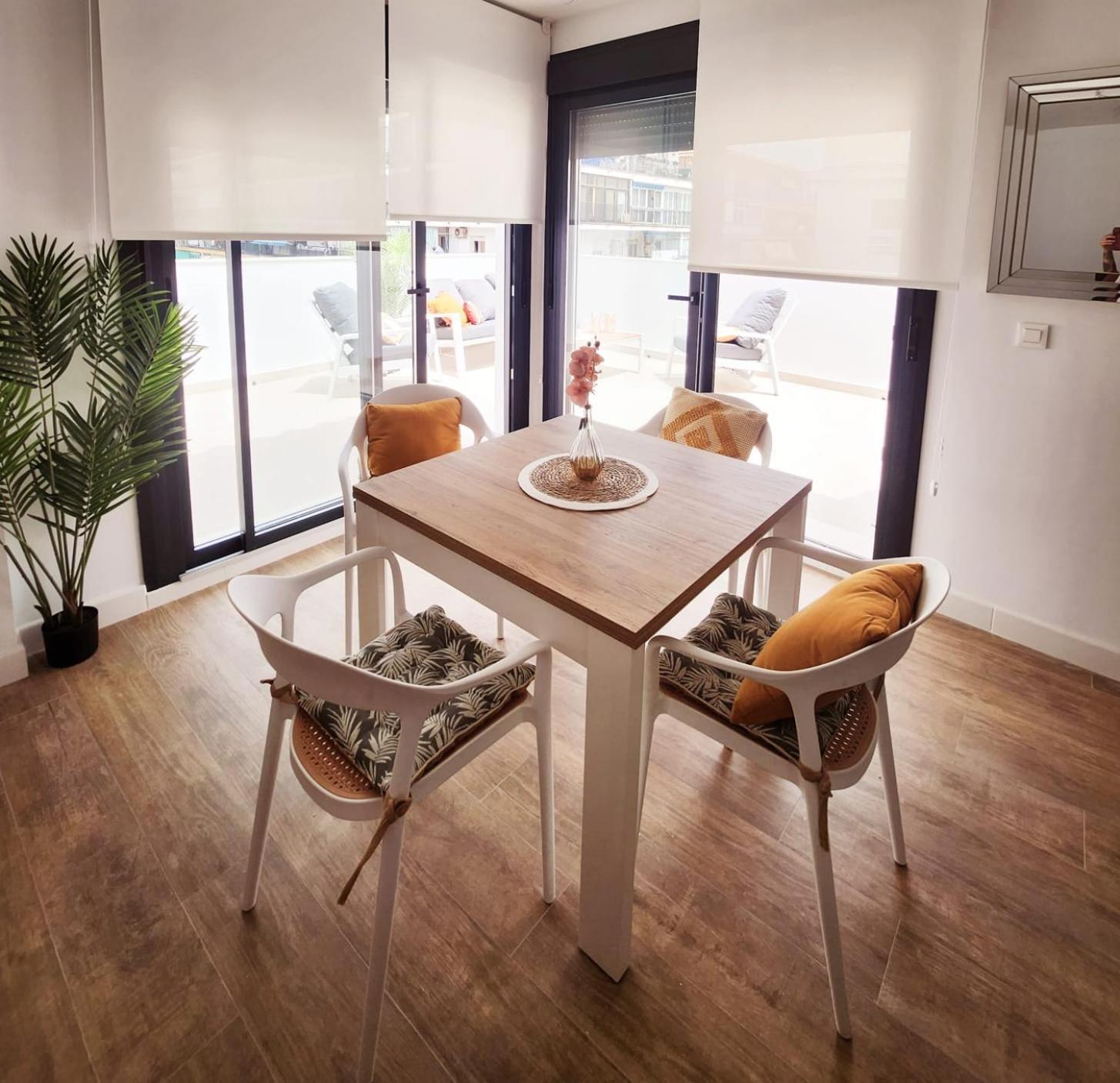 Novamar Apartamentos Fuengirola Bagian luar foto
